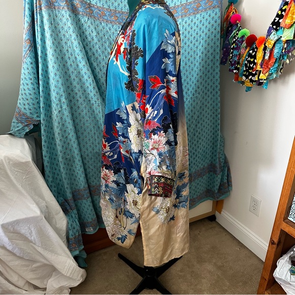 Johnny Was Silk Reversible Floral Kimono - Picture 4 of 13